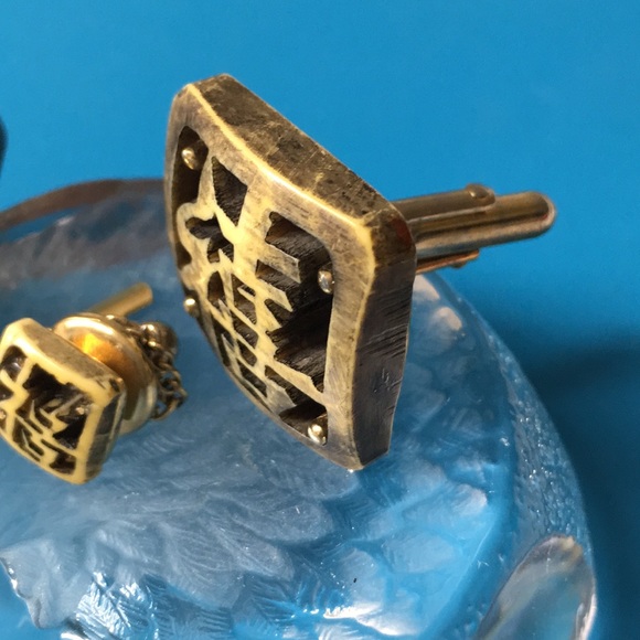🖤SWANK vintage Chinese letter design cufflinks n lapel pin set - Picture 3 of 13